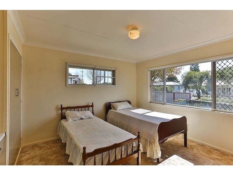 454 Alderley Street, Harristown QLD 4350
