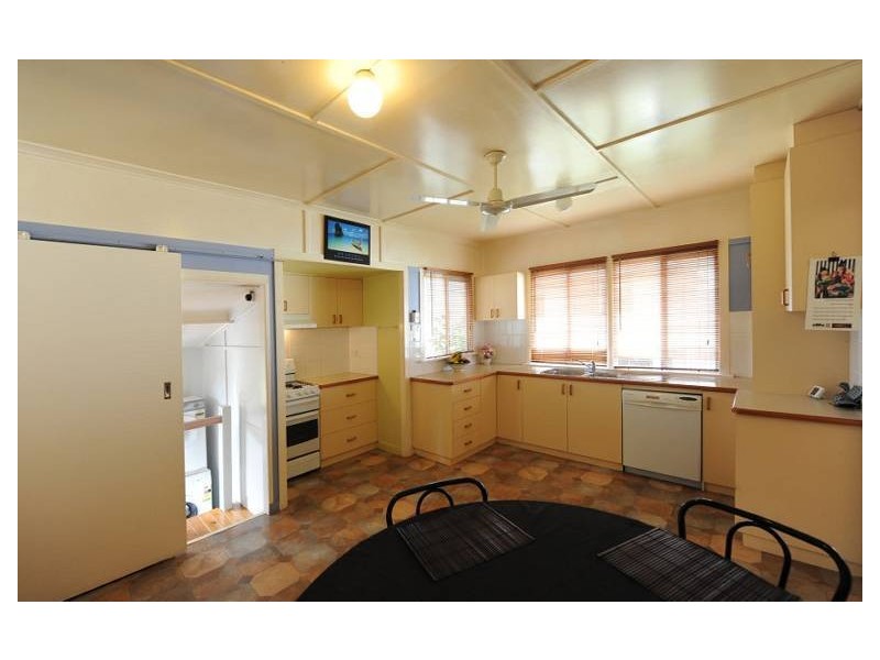 15 Kelly Street, Harlaxton QLD 4350