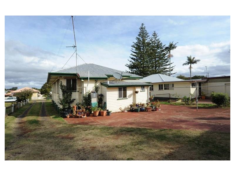 15 Kelly Street, Harlaxton QLD 4350
