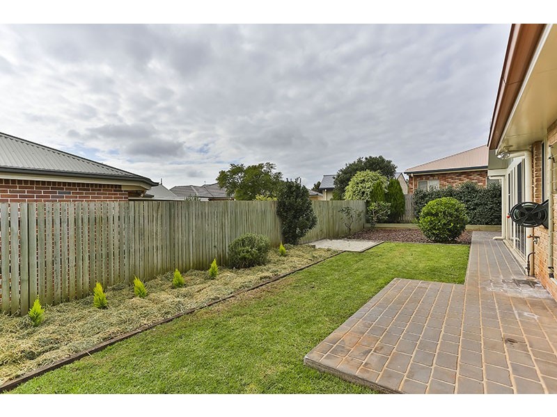 147 Spring Street, Middle Ridge QLD 4350
