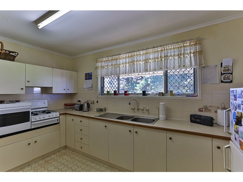 52 Skehan Street, Centenary Heights QLD 4350