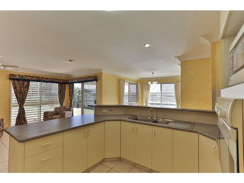 15 Buckle Court, Middle Ridge QLD 4350