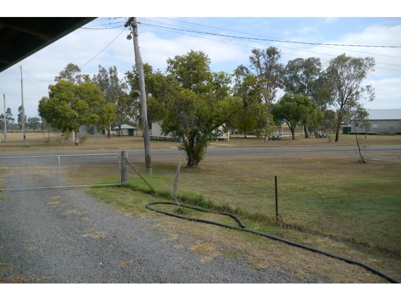 15 Daly Street, Quinalow QLD 4403