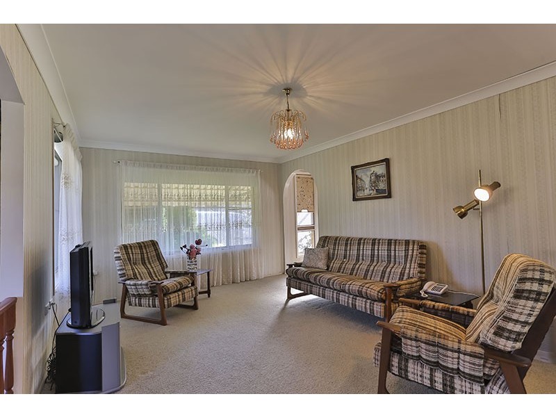 54 Skehan Street, Centenary Heights QLD 4350