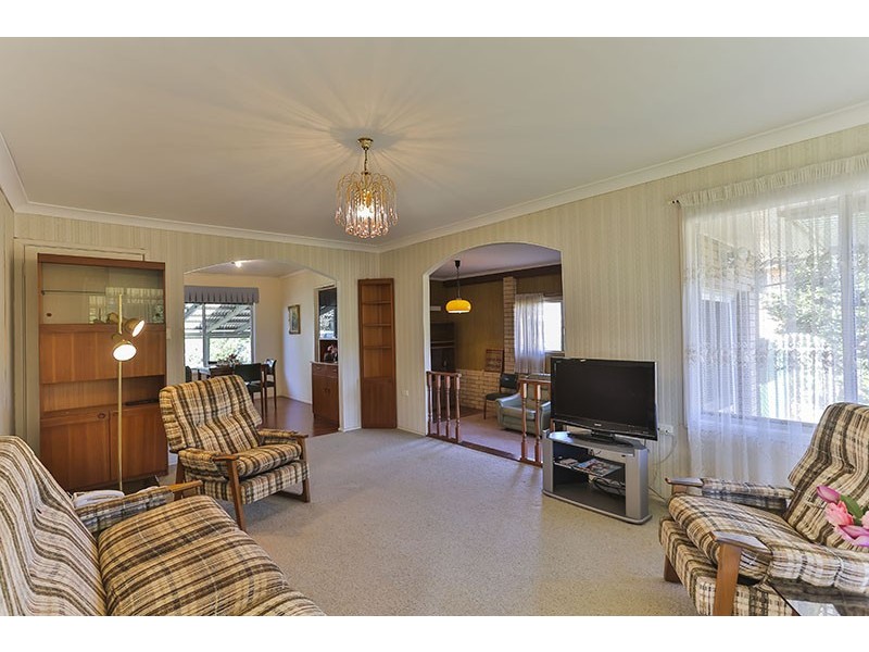 54 Skehan Street, Centenary Heights QLD 4350