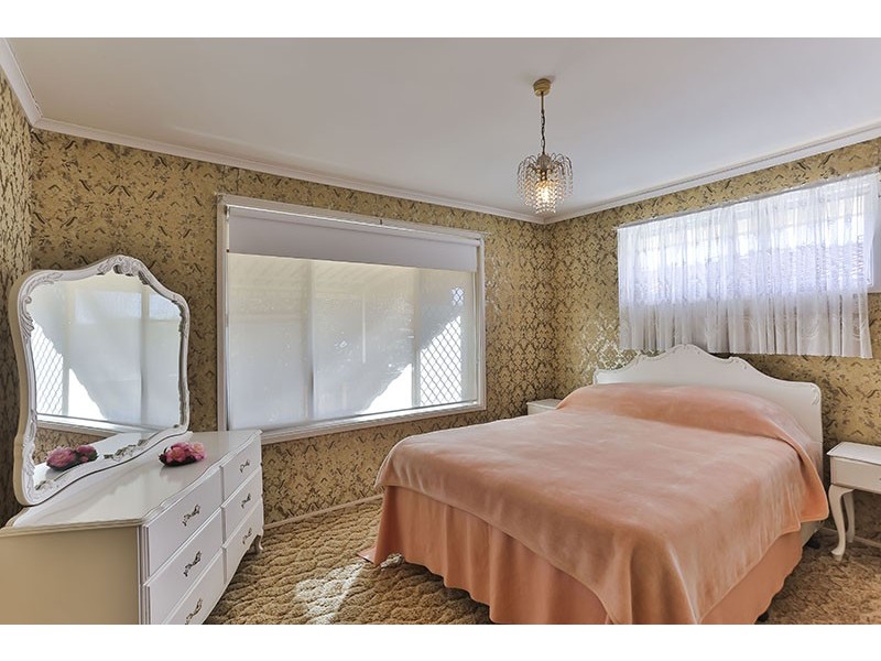 54 Skehan Street, Centenary Heights QLD 4350
