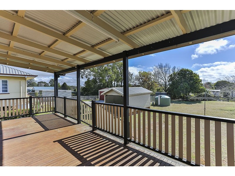 17 Dalmeny Street, Wilsonton QLD 4350