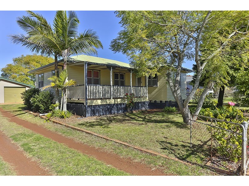 26 Stehn Street, Harristown QLD 4350