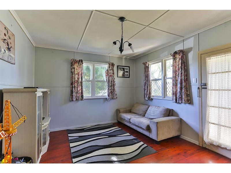 26 Stehn Street, Harristown QLD 4350