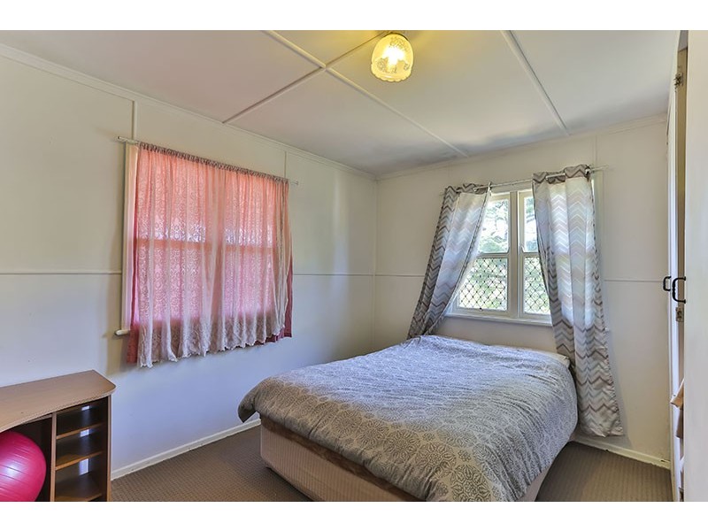 26 Stehn Street, Harristown QLD 4350