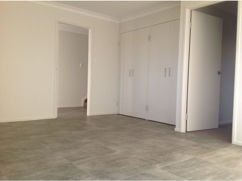 2 Harris Street, Harristown QLD 4350