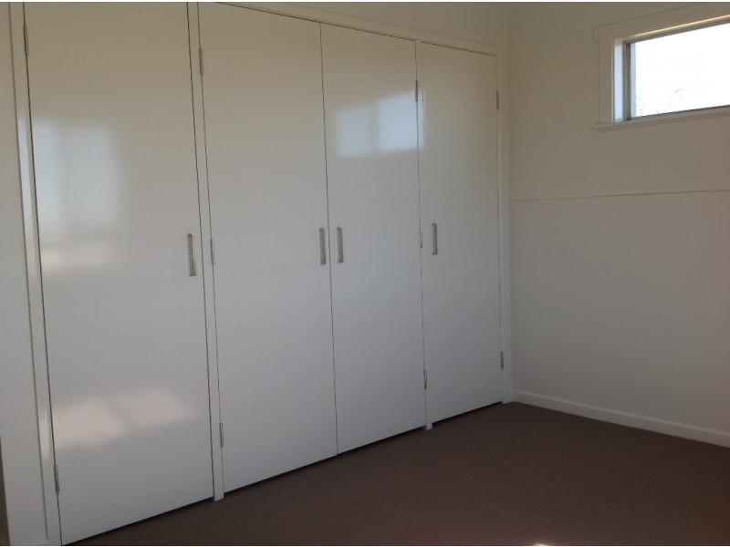 2 Harris Street, Harristown QLD 4350