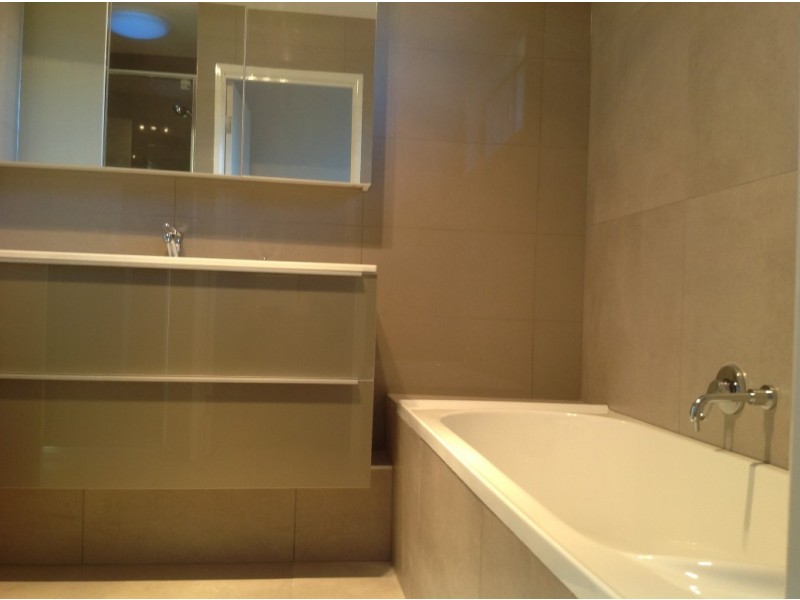 2 Harris Street, Harristown QLD 4350