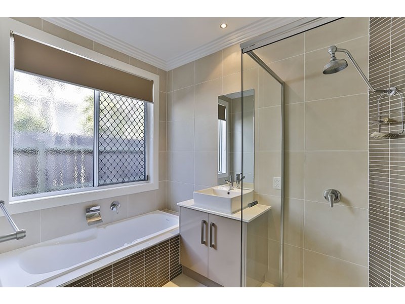 Villa 1/78 Curzon Street, East Toowoomba QLD 4350