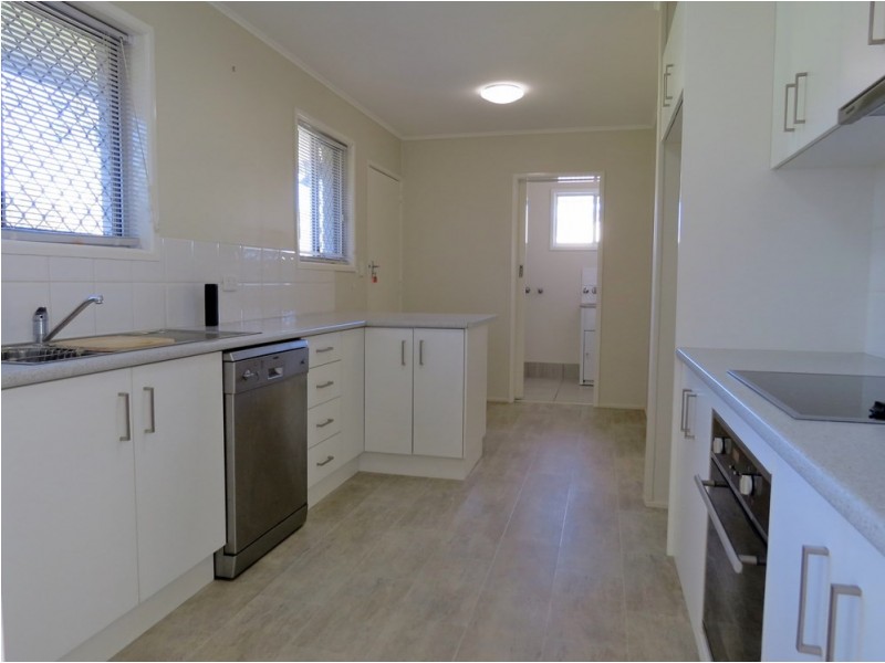 124 Curzon Street, Rangeville QLD 4350