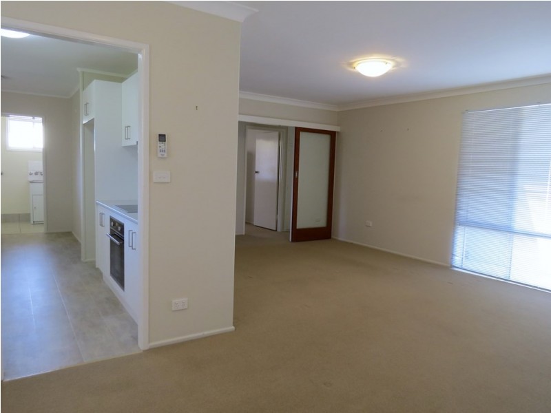 124 Curzon Street, Rangeville QLD 4350