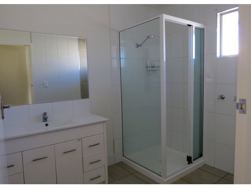 124 Curzon Street, Rangeville QLD 4350