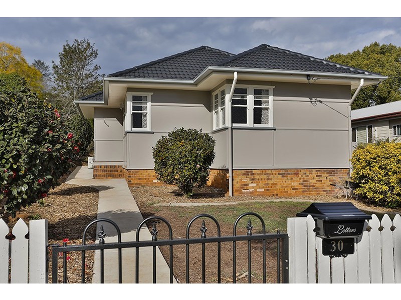 30 Suffolk Street, East Toowoomba QLD 4350