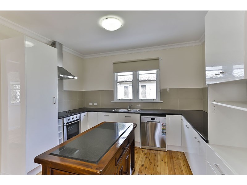 30 Suffolk Street, East Toowoomba QLD 4350
