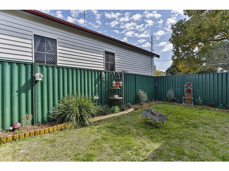 1/14 Ascot Street, Newtown QLD 4350