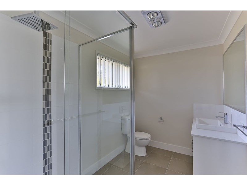 2/8 Colvin Street, Drayton QLD 4350