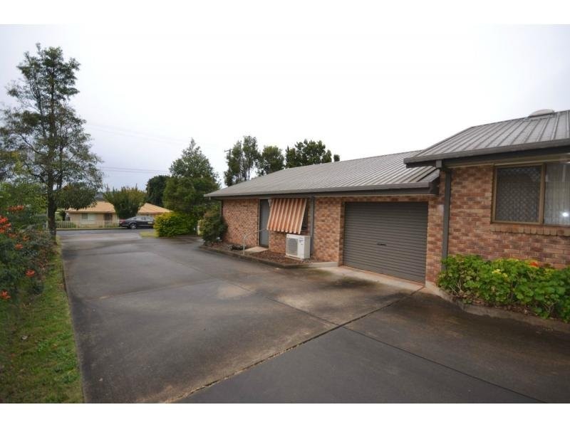 4 Eton Street, East Toowoomba QLD 4350