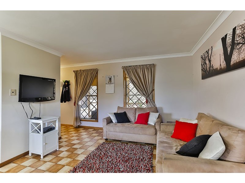 7 Amber Court, Darling Heights QLD 4350