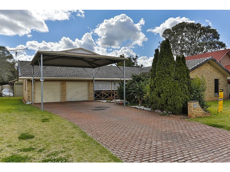 7 Amber Court, Darling Heights QLD 4350