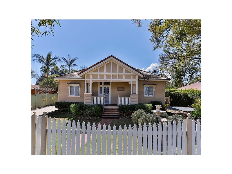 3 Jarrah Street, East Toowoomba QLD 4350