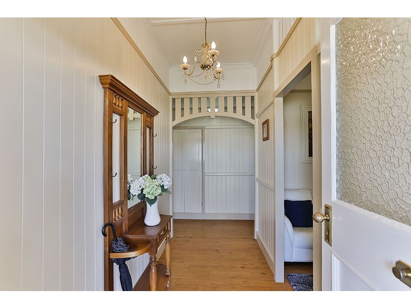 3 Jarrah Street, East Toowoomba QLD 4350