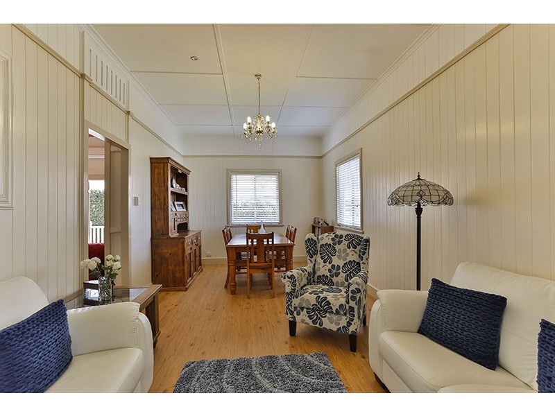 3 Jarrah Street, East Toowoomba QLD 4350