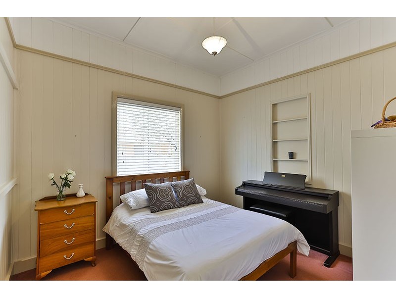 3 Jarrah Street, East Toowoomba QLD 4350