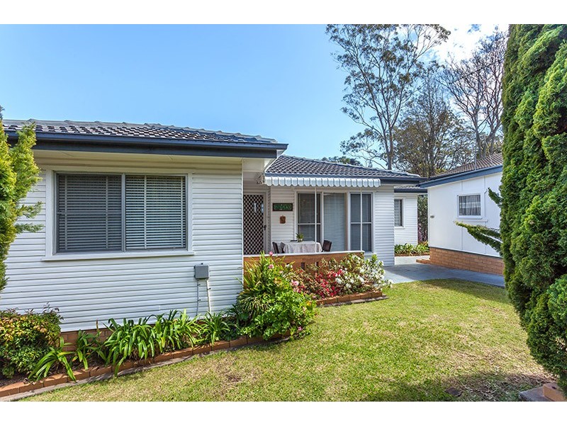 11 Beck Street, Mount Lofty QLD 4350