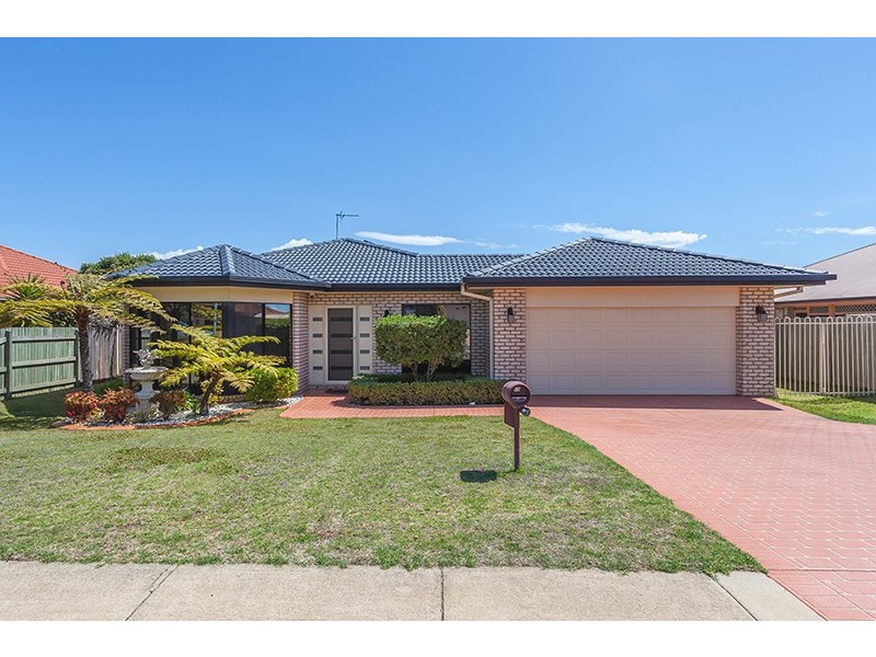 15 Wood Drive, Middle Ridge QLD 4350