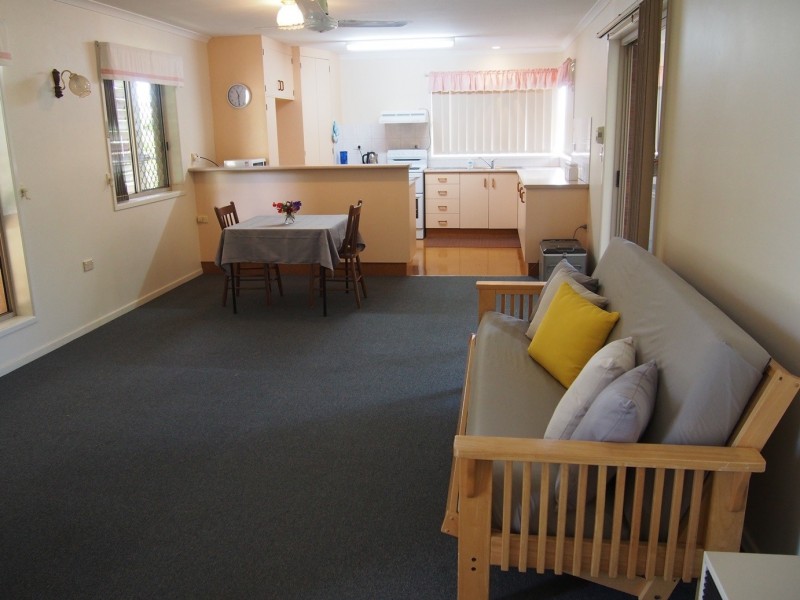 30 Blackdown Street, Harristown QLD 4350