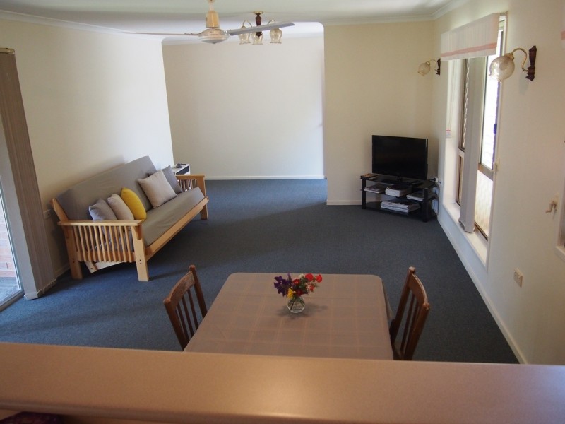 30 Blackdown Street, Harristown QLD 4350