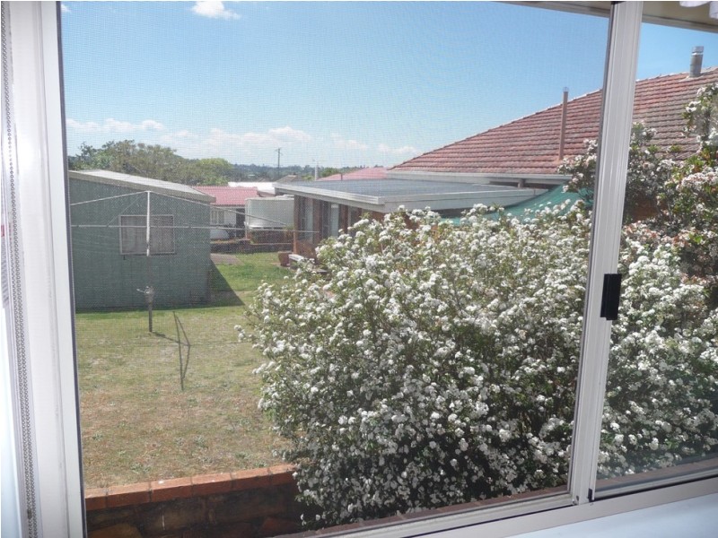 30 Blackdown Street, Harristown QLD 4350