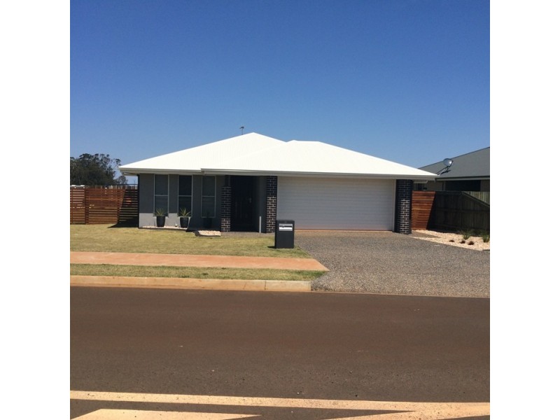 20 Opperman Drive, Kearneys Spring QLD 4350