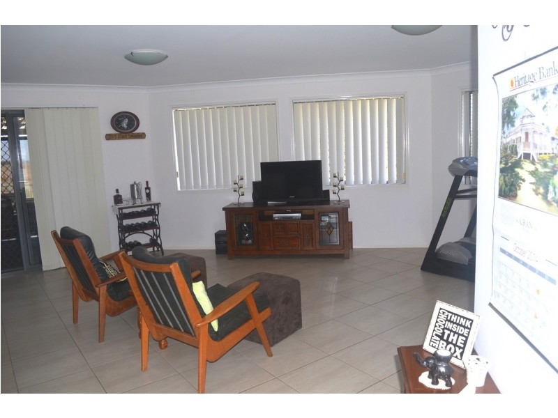 2 Smythe Drive, Highfields QLD 4352
