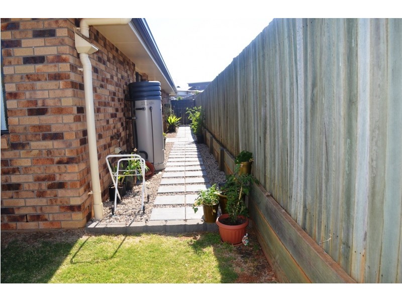 2 Smythe Drive, Highfields QLD 4352