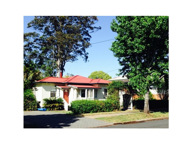 44 Wallace Street, Newtown QLD 4350