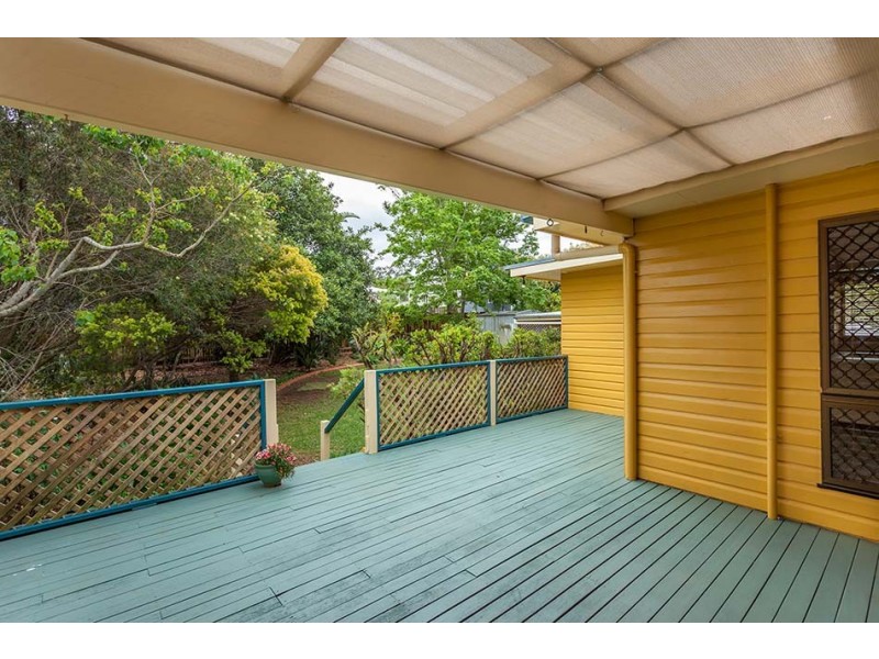 5 Collins Street, Mount Lofty QLD 4350