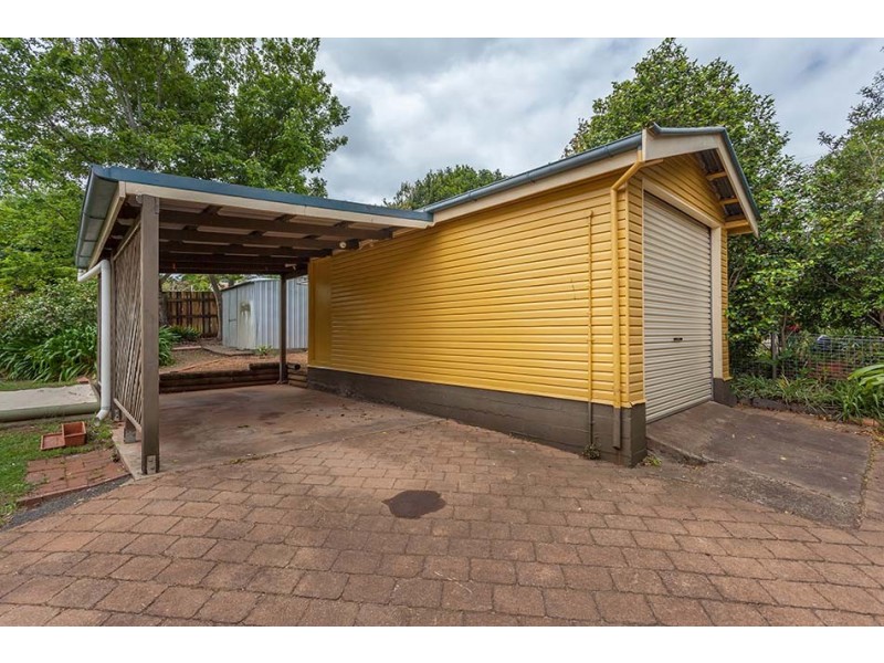 5 Collins Street, Mount Lofty QLD 4350