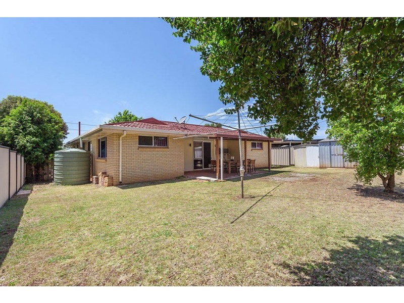 61 Hoepper Street, Kearneys Spring QLD 4350