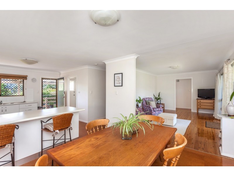 13 McNamara Street, Centenary Heights QLD 4350