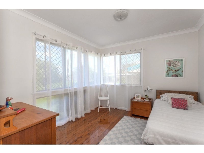 13 McNamara Street, Centenary Heights QLD 4350