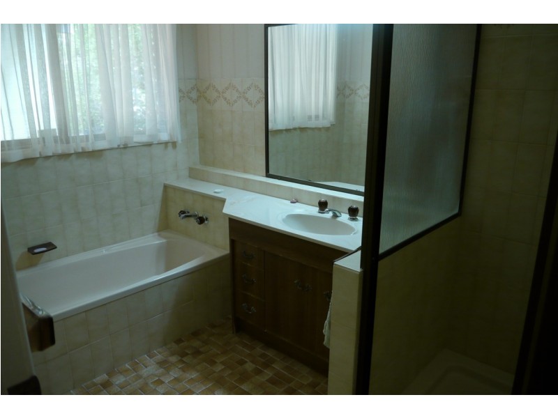 14 Birch Court, Darling Heights QLD 4350