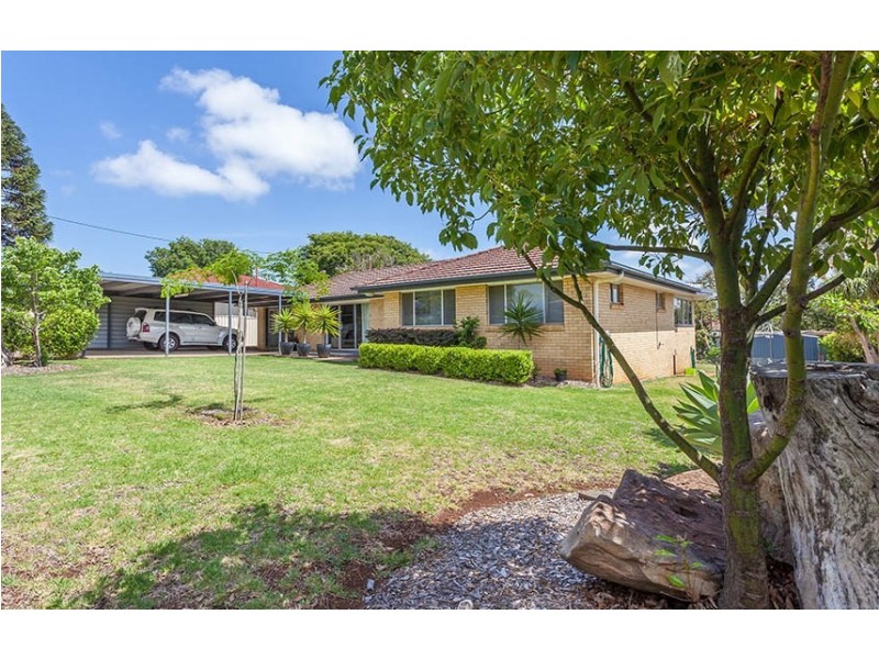 121 Long Street, South Toowoomba QLD 4350