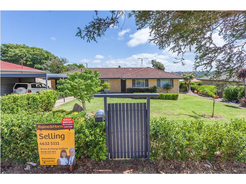 121 Long Street, South Toowoomba QLD 4350
