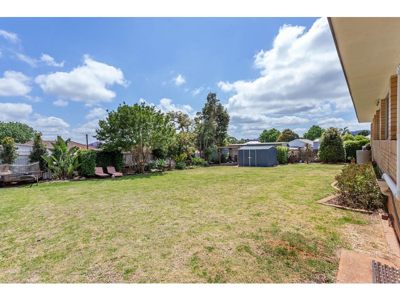 121 Long Street, South Toowoomba QLD 4350